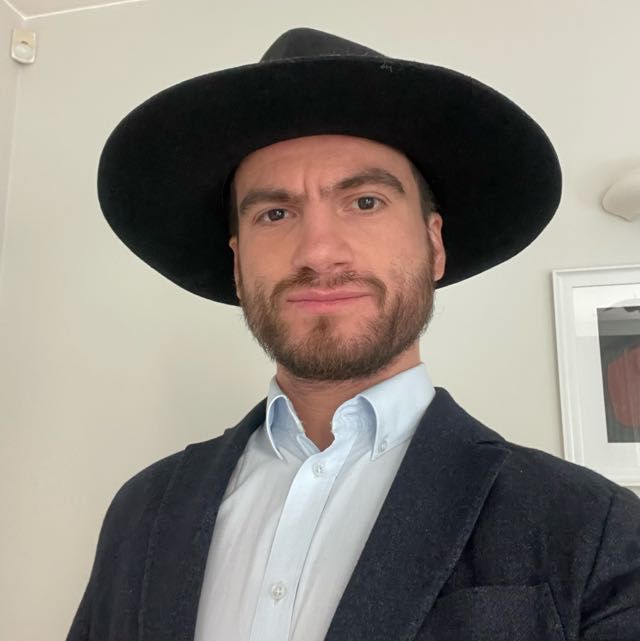 Piotr Zientara - twórca Xavier Matura, nauczyciel z 20-letnim doświadczeniem